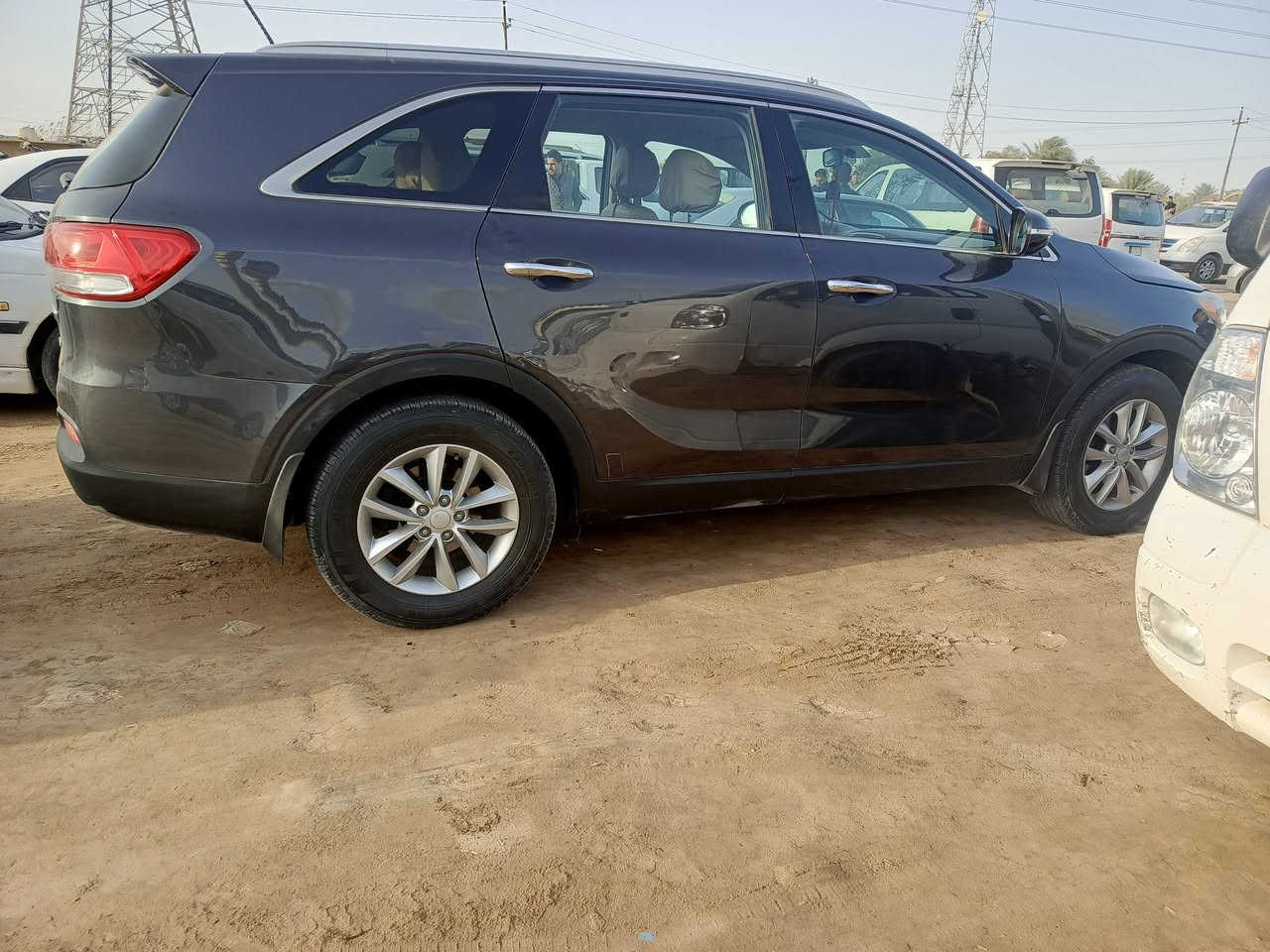 سلام عليكم سورنتو موديل 18رقم بغداد دولي وارد امريكي كلين بدون حادث كفاله عامه محرك وكير  تخم تاير تبريد مكفول محرك 2400 مكاني واسط الزبيديه وسعر إتصال ***********
