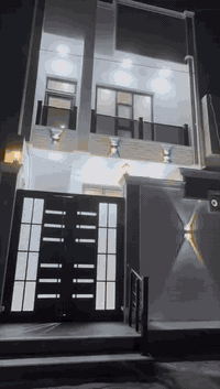 السلام عليكم بيت جديد معروض للبيع بحي ابو طالب شارع 60 واجهة البيت 5×20 طابقين أي استفسار  اتصل على الرقم الموجودد
***********
