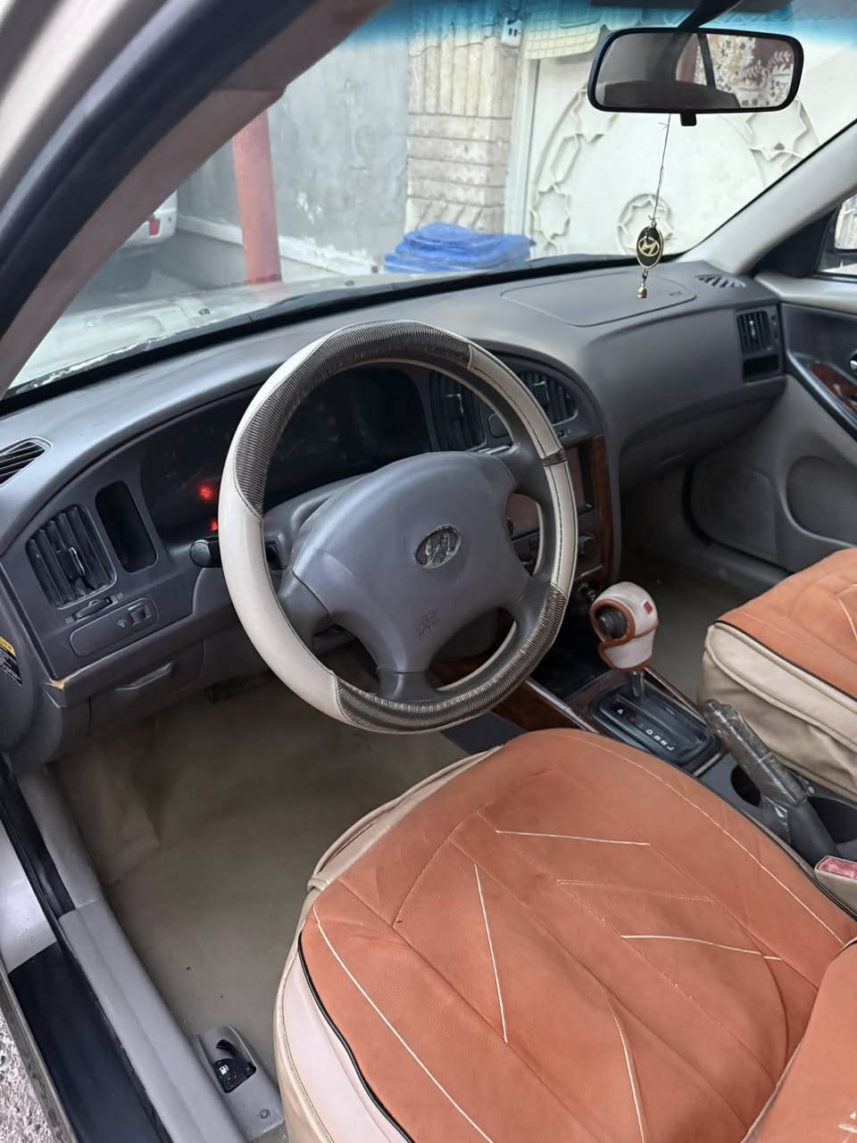 السلام عليكم للبيع النتره 2005 سياره نضيفه ورقم بغداد للاستفسار على رقم ***********
