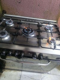 طباخ ايطالي • ٥ مشاعل • فرن وسط