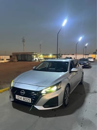 نيسان ئالتيما مۆديل 2023 قەپات مواسەفات SL   سلايد   گوشين جلد و هيتەر...