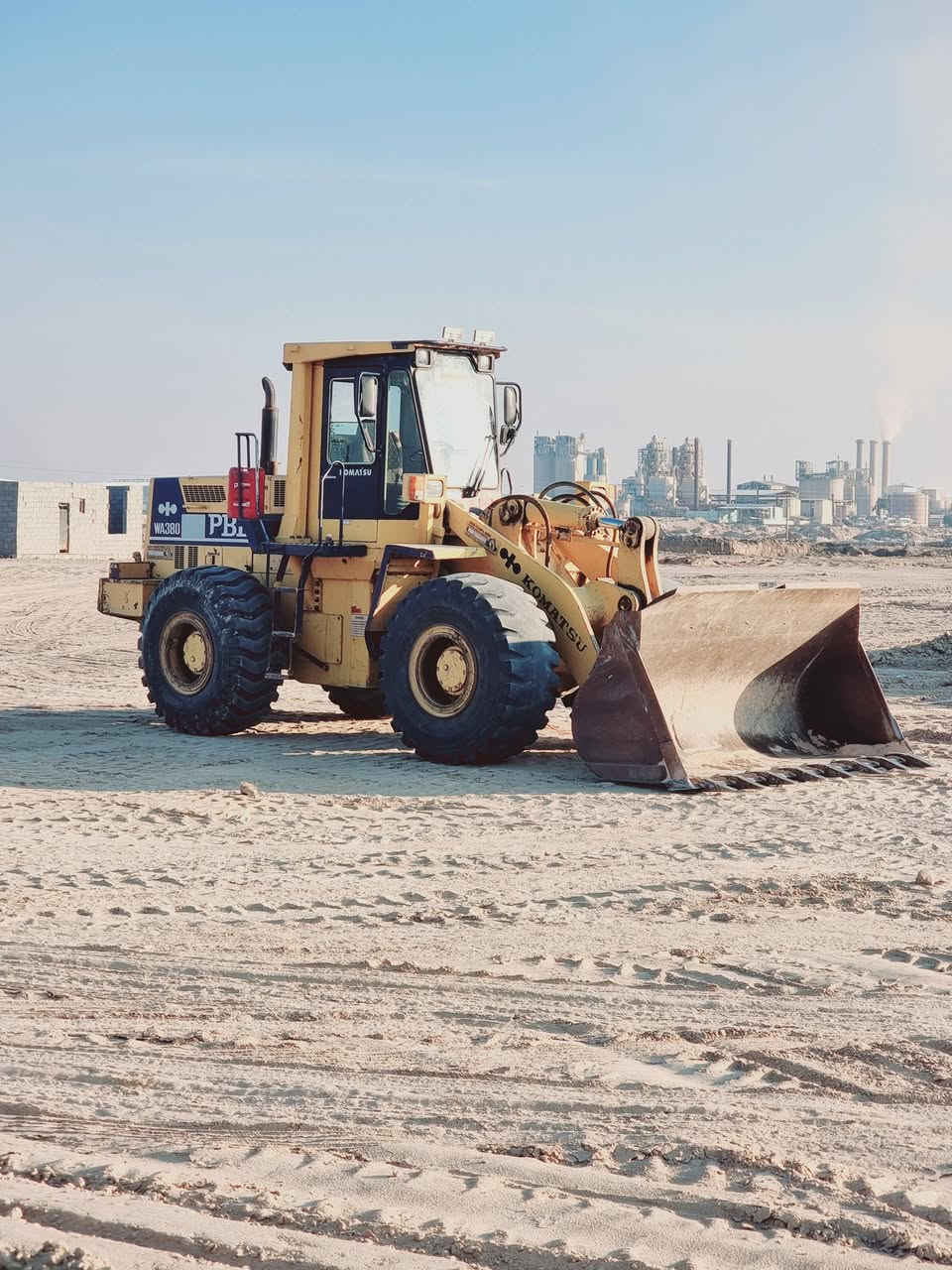 سلام عليكم من رخصت مدير الكروب
للبيع شفل كوماتسو تخته حجم
380 موديل 93 رقم اربيل سنويه جديد
بلادي قطرت صبغ مابي مكفول من كلشي تخم تاير محرك كمنز 12 ولف امريكي
سعره 250 $
***********
