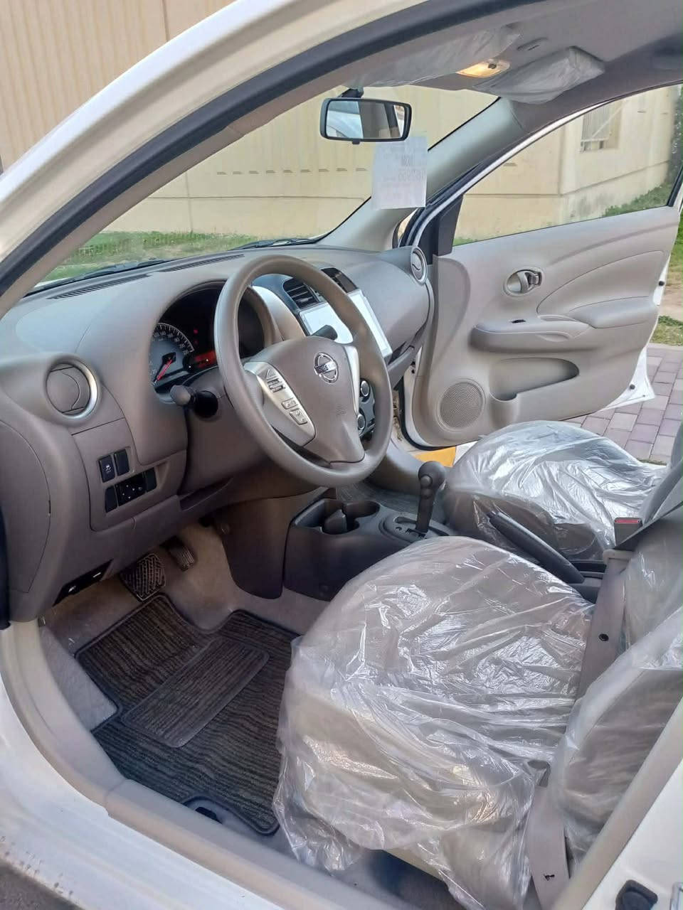 السلام عليكم 
نيسان سني  الهندي بليته زركه موديل 2024 
زيرو ماشيه اقل الف 
كفاله عامه سياره بعدها بوضع شركه 
رقم أربيل 
العنوان بغداد المدائن 
السعر 128 قفل قفل من الأخير 
الاتصال على رقم 
***********
