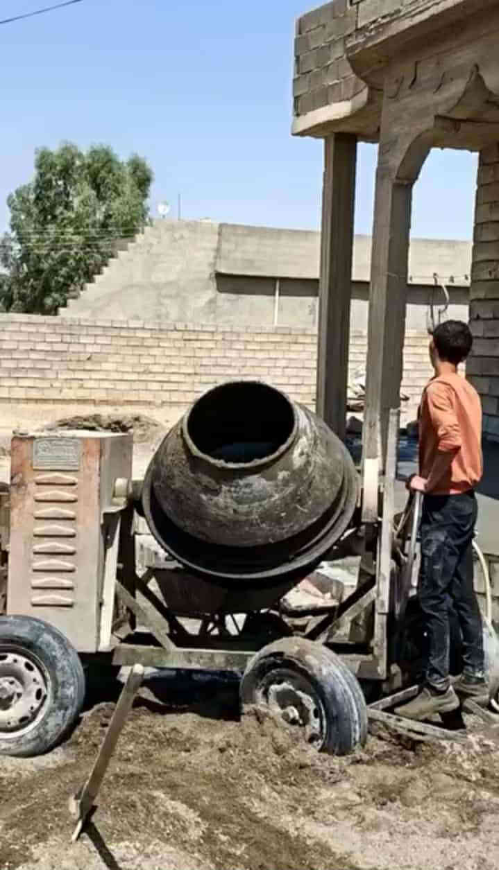 #يوجد كادر صب سس مماشي لاش شغل درجه وله بسعار مناسبه نتصال على رقم ‏‪0781 309 5628‬‏ وحياكم الله
