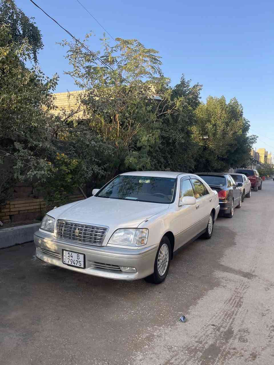 الهم صل علی محمد وعلی آل محمد
للبيع ملكه مديل2001 رقم بصره نكليزي تسجيل جديد ماشيه ١٢٠
كفاله 
شاصي 75 ديفور الجبير 
اربع دكم عاديه مو كرستال 
ثلاجه + تبريد خلفي
برده خلفيه كشنات كهربائيه +ستيرن كهربائي
السعر150 اي ستفسار ***********
