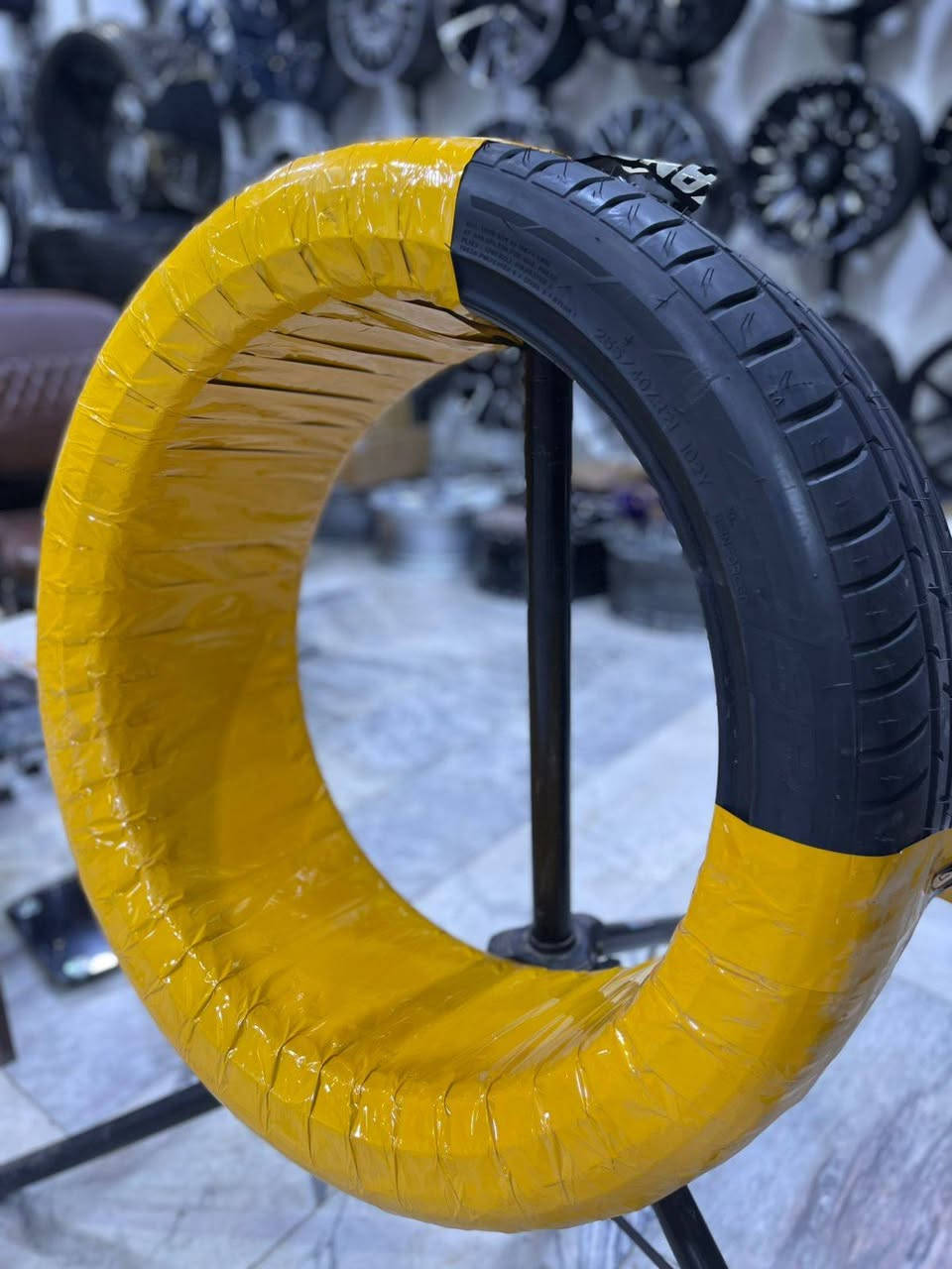 السلام عليكم اطارات نايكيك تايوان و اطلس تايلندي جديد
255 40 21 
265 40 21
265 40 22
225 40 19
255 35 19
انتاجات 25
***********
