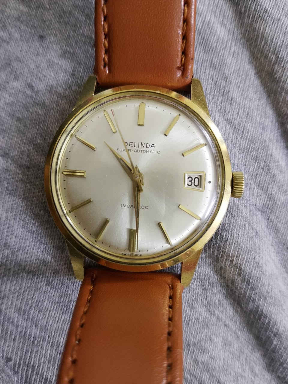 السلام عليكم اخواني للبيع ساعة بليندا سويسري اصلي اتوماتيك الساعة لوك 25حجر السعر 110شامل التوصيل


**إذا كنت صاحب هذا الإعلان وتريد حذفه لأي سبب، رجاءا أرسل رسالة إلى الدعم الفني**