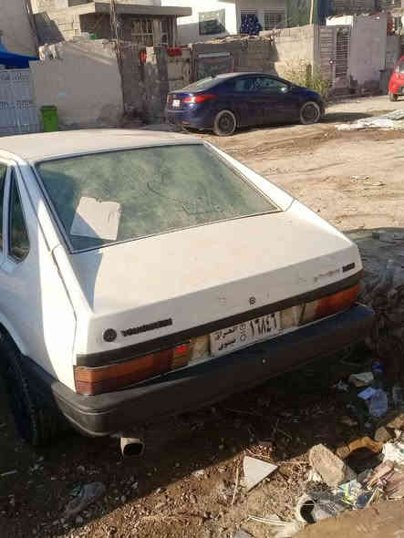 برازيلي موديل 1987 سياره جااااااهزه من كلشي 
كير 5 نمر مكينه بالجيس كير جديد كهربائيات جديده تايرااات جدد كشر خير من الله حداديه جديده تحووويل ثاني يــوم سياره خير من الله جاهزه مكينه تشك الكاع شك بـــيــع او مــراوس السعر 18 وبيها مجال حك الجيه  مــكانــي بغداد ***********
