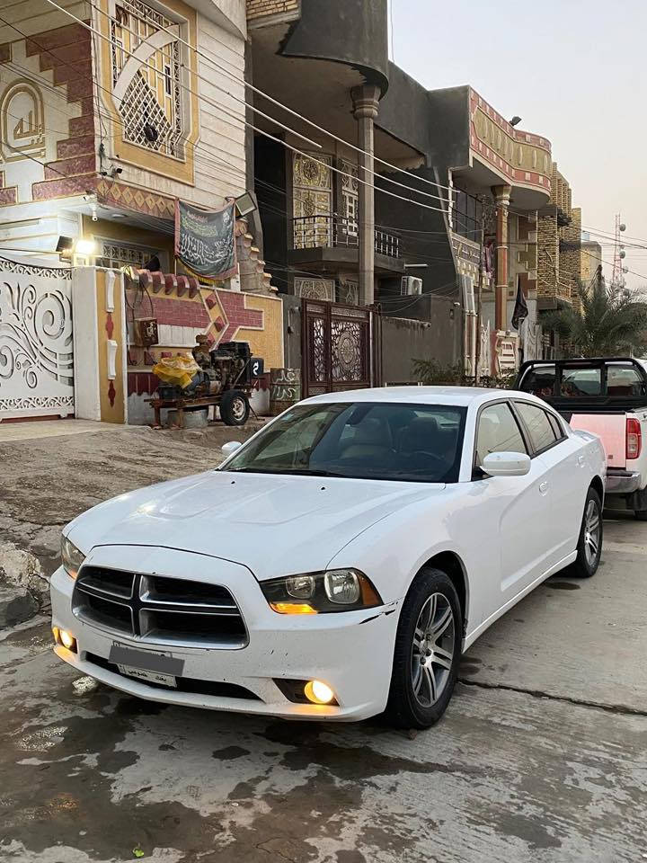 سلام عليكم جارجر للبيع 2014 رقم بغداد تحويل سياره حادثه جاملغ وباب المامي فقط سياره جديده كلش 
ويل 18 خليجي دواخل بيجي لايت زنون سياره جاهزه للاخير 
مال جناي سياره مكاني ذي قار سعرا 153 وشراي انتصل 
***********
