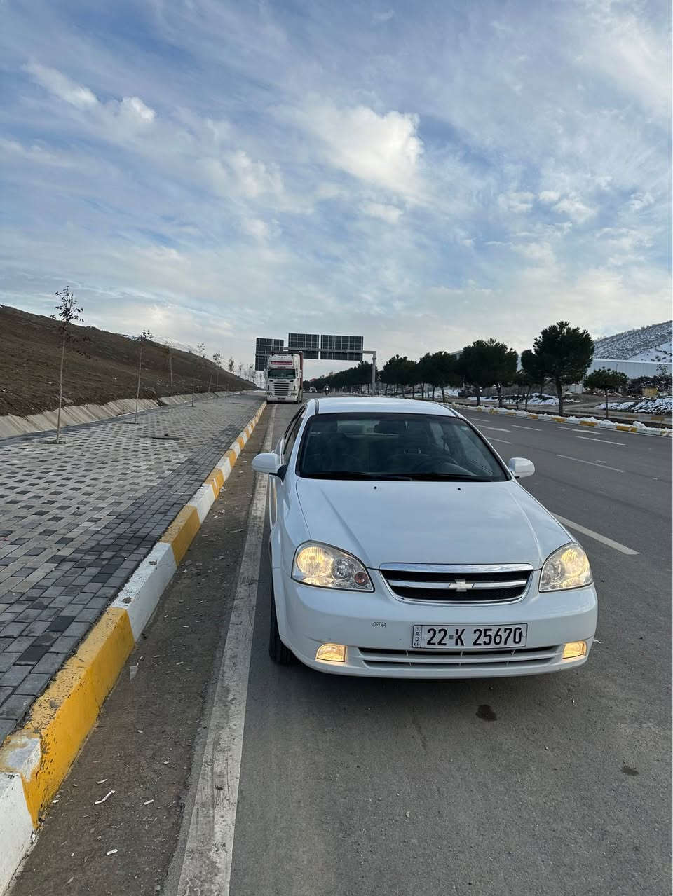 Optra 2012 
ئۆپترا ٢٠١٢ بۆ فرۆشتن 
سەیارەکە لۆک لۆکە ١٢٣ هەزاری هەقیقی رۆیە
بی بۆیاخ
١ جێ گچکە ساردەکوتە لەگەر هەندەک سندۆق
سعر ٨٩ مجال
*********** أربيل, العراق
