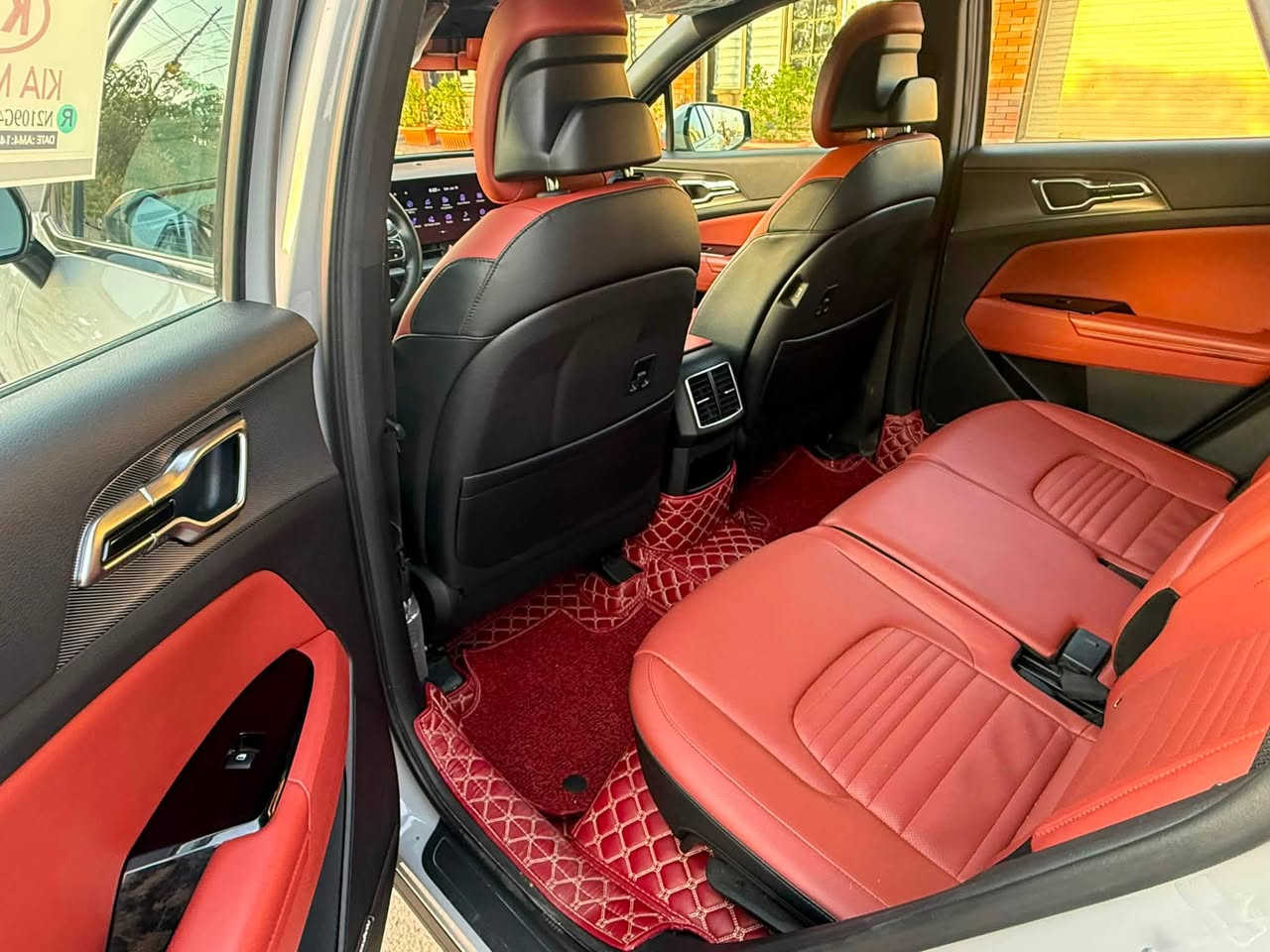 كيا سبورتج اس اكس برستيج ٢٠٢٤
Kia Sportage SX Presige 2024
السياره فول مواصفات حادثها بارد فقط جاملغ امامي بدون ايرباك السعر ( 223)
المواصفات
تحكم ستيرن
رادار امامي
حساسات امامي خلفي
كامره ٣٦٠ درجه
اوتو ستوب
كشنات كهرباء
ذاكره خزن ميموري
تدفئه تبريد كشنات امامي
بانوراما
تحديد مسار
قفل سرعه
جنطه كهرباء
نقطه عمياء
فور ويل
المحرك 2500
بعد بيها مواصفات
سيارة جديدة ما شاء لله
السيارة مرقمة بغداد على ذوي الشهداء باسمي  بعد سنه تتحول باسمك تحب وكالة عامة العنوان بغداد
للاتصال ***********

