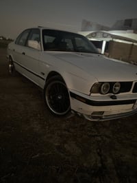 بي ام ٥٢٥ • اوتوماتيك • رقم بغداد