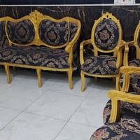قنفه و٦ كراسي • خشب زان • نضيفات