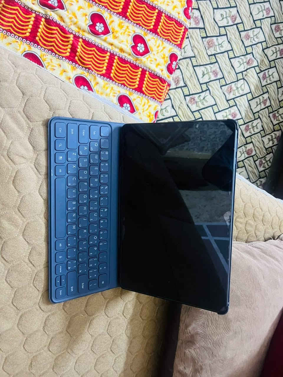 ايبادHONOR للبيع السعر500 وبي مجال الرقم***********
