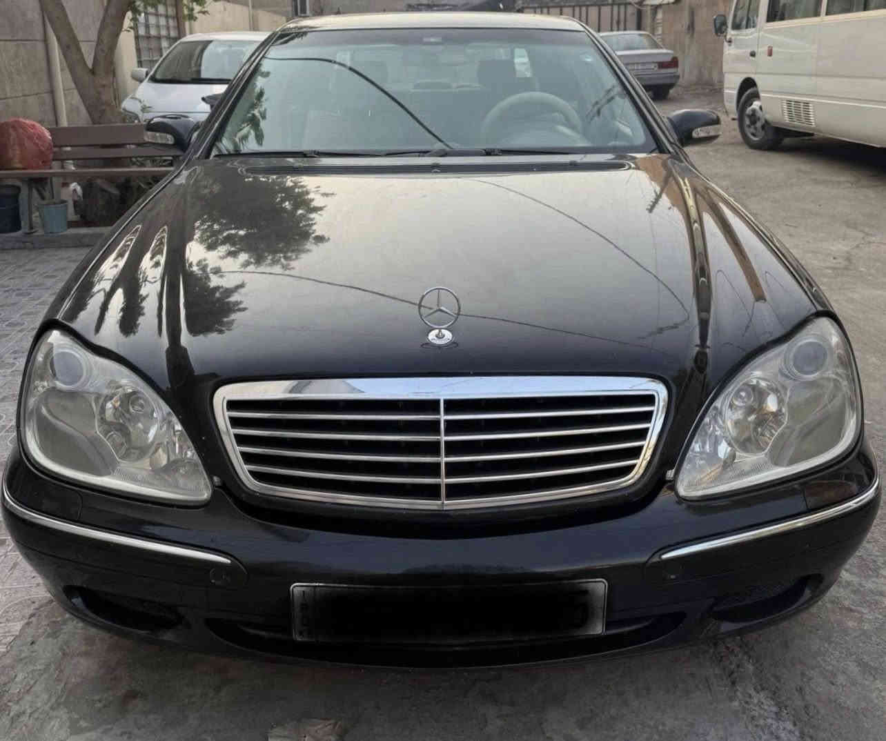 السلام عليكم للبيع فقط مرسيدس غواصه 
2002 اصل وارد يابان كفاله كص وصبغ وتبديل حجمً500 باب طويل 
محرك وكير وكهربائيات وتبريد وحداديته كله جدد  برغي ممفتوح بيه على وضع الشركه وفول موصفات للاخير Vip 
سلايد روف كشنات اربعه كهرباء وخزن ميموري وتبريد وتدفئه برده خلفيه كهرباء 
كشنات خلفيه منفصله . وثلاجه داخليه 
حساسات امامي وخلفي لايت عدسه متحرك دبل جام .ESP و ABS 
جوبلس تصعد وتنزل حسب رغبه 
ابواب ومري وصندوك شفط 
تحكم ستيرن سيدي جنجر  
داخله كنتاره بلادي سيتم صوت 
باقي تفاصيله معروفه وكله بلاديه
مكانه بغداد الكرخ والسعر 50 ورقه وبيه مجال بسيط ***********
