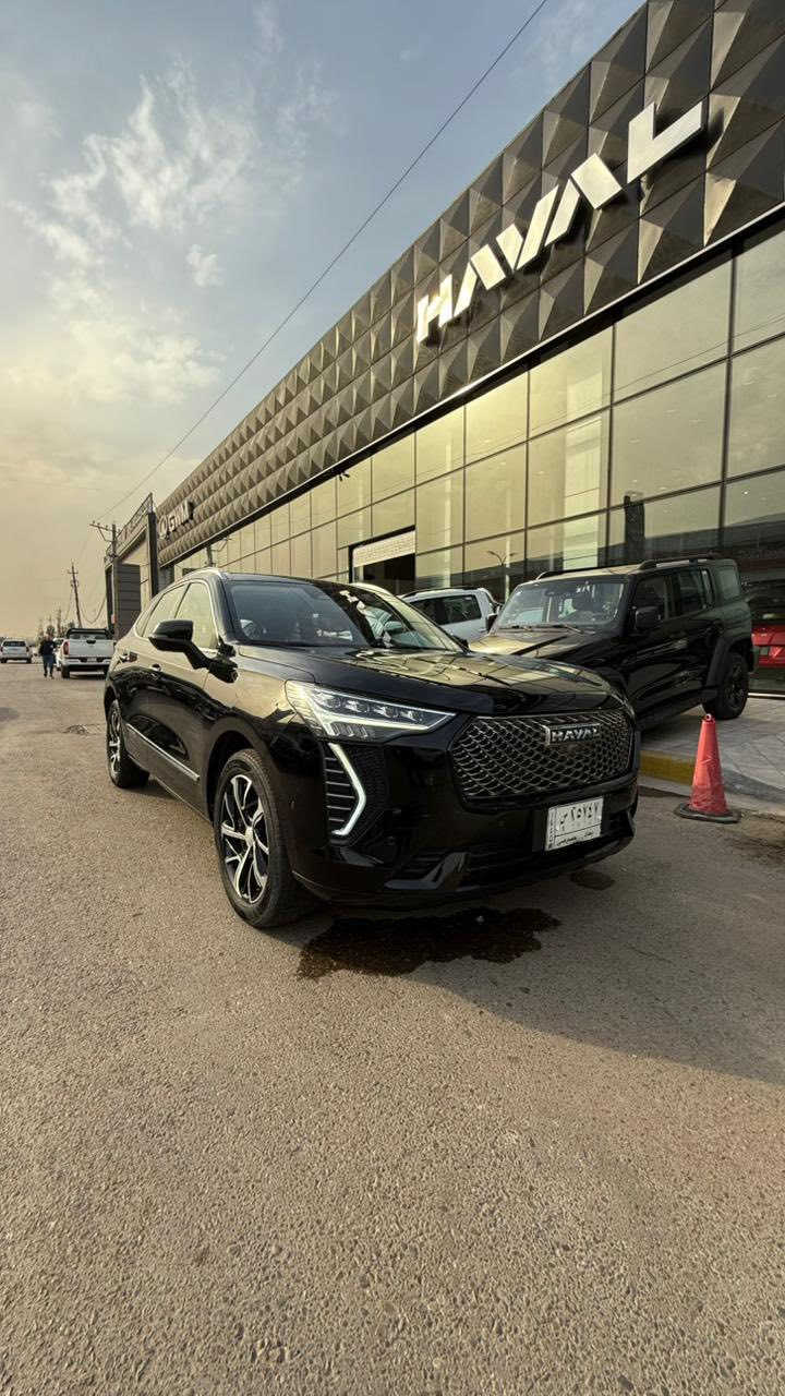 السلام عليكم

هافال جوليان 2023 

 فول مواصفات اعلى فئة بالمواصفات

فوول رادارات و استشعارات وكامرات ذكية وحساسات

دشبول شاشة ديجتال

نظام الاصطفاف الذاتي Auto Park

سقف بانوراما

داتا شو ( شاشة عرض كيلو متر في الجامة)

داخل كشنات والدشبول والابواب جلد احمر 

بيها صبغ قطعة وحدة باب خلفي عكس السائق وبارد جاملغ امامي فقط بدون اير باك ولادواخل شرط الفحص  صور موجودة ،،،السيارة طالعة من شركة نهج العراق وبيها ضمان على المحرك والكير محرك ١٥٠٠توربو  السيارة ماشية 73 الف كيلو مكان السيارة بغداد الاعظمية

السعر 135 ورقة 

للتواصل 

***********
