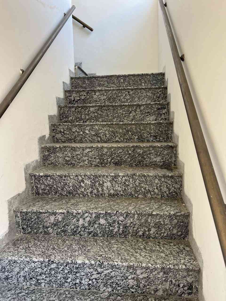 السلام عليكم 
للإيجار مشتمل طابق أول يحتوي على صالة وغرفتي نوم مع مطبخ ومجموعة صحية-بعقوبة الجديدة-نهر الحجية- قرب عيادة الدكتور عادل الحسيني
***********
