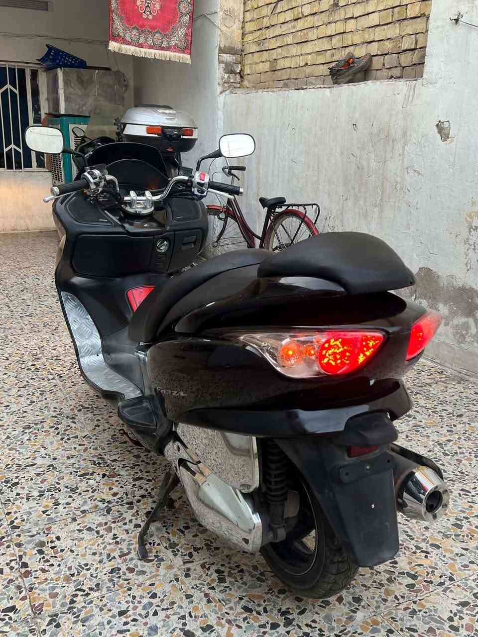 فورزا بصمه 0️⃣_9️⃣ كرستال دراجة كامله مابيه نقص كهربائيات كله شغاله اوراق موجوده السعر( مليون وميه
مكاني بغداد مدينه الصدر ***********
