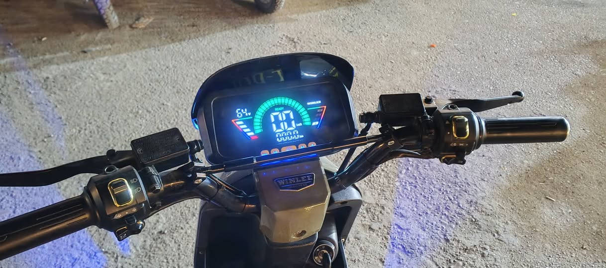 السلام عليكم
دراجة R9
2026
خمس بطاريات دراجة جديدة بمعنئ الكلمة 
450 وبيها مجال 
*********** مكاني بغداد المشاهدة
