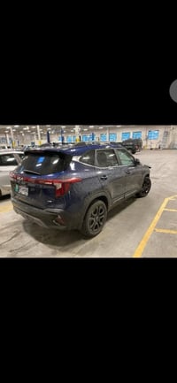 كيا ستلوس للبيع موديل 2024 ماشية 15 الف ميل فول مواصفات بغداد باسمي لل...