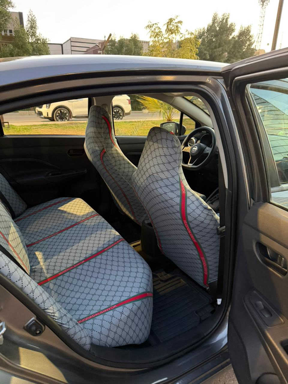 نيسان سنترا 2024. ماشية 8الف جديدة كلش حادثهة  بنيد فقط مكاني بغداد  نص فول معروفة مواصفاتهة  سعرهة132 هاتف 
***********
