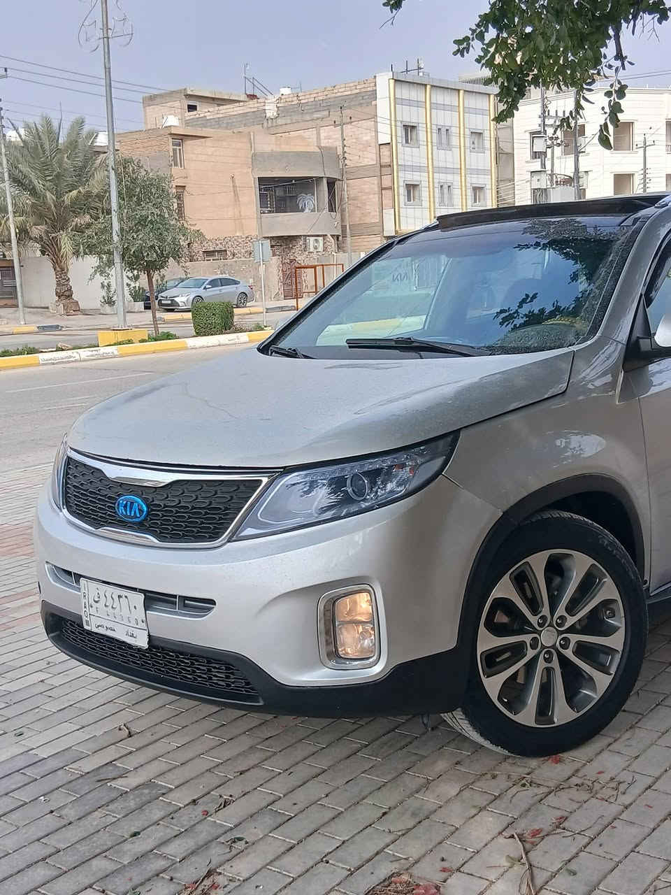 سلام عليكم سيارة نوع سورنتو مديل 2014 امركيه حادثه جاملغ وبنيد السياره فول مواصفات واحد عله واحد تحكم ستيرن جهتين تحكم مري كفاله كير مكينه حداديه تخم تاير تبريد مكينه سته سلندر سبعه راكب ثلاث قطع تبريد كير حداديه السياره جاهزه وحلوه مابيه نواقص السعر 127 وبيه مجال العلوان كربلاء رقم الهاتف ***********
