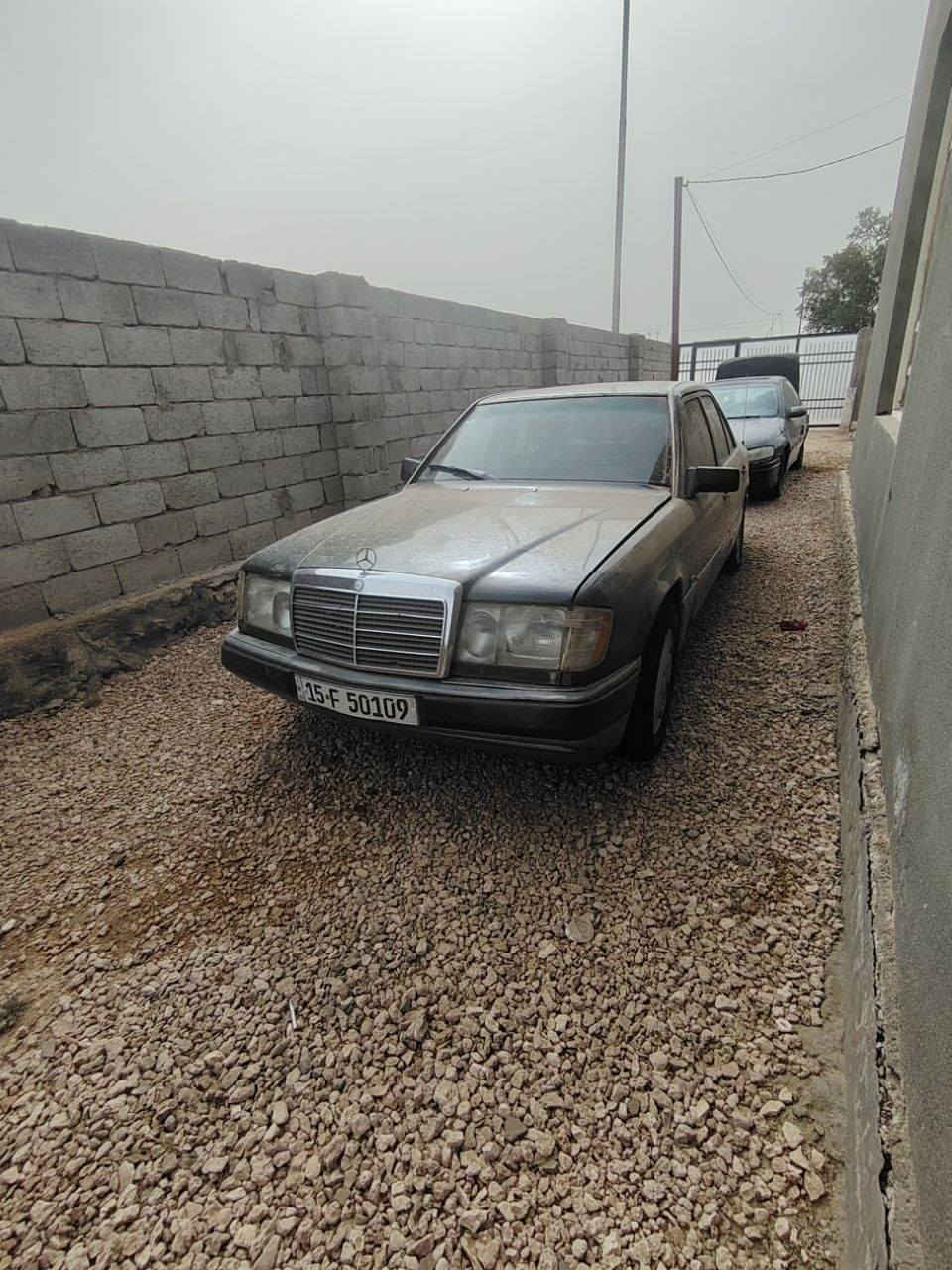 السلام عليكم
🚗 للبيع / مراوس — مارسدس دب موديل 1991
مكينه وكير بطه 
مكينه وكير واكسل خير من الله 
حداديه 70 بلميه 
كهربيات جاهزه 
ما بيها ضربه
رقم انبار انكليزي  سنويه 2030 
💰 السعر: 38 وبيها مجال للطيبين 
🔁 البيع أو مراوس بي ام حسب القناعه 
📍 الموقع: السماوة / قضاء الوركاء
📞 الهاتف: *********** (متوفر اتصال وواتساب)
