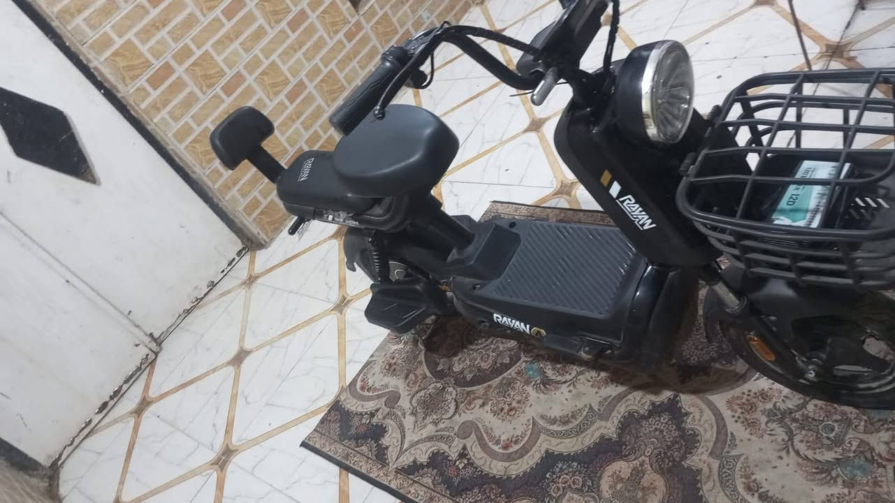 السلام عليكم شباب دراجه شحن لبيع دراجه جديده ***********
