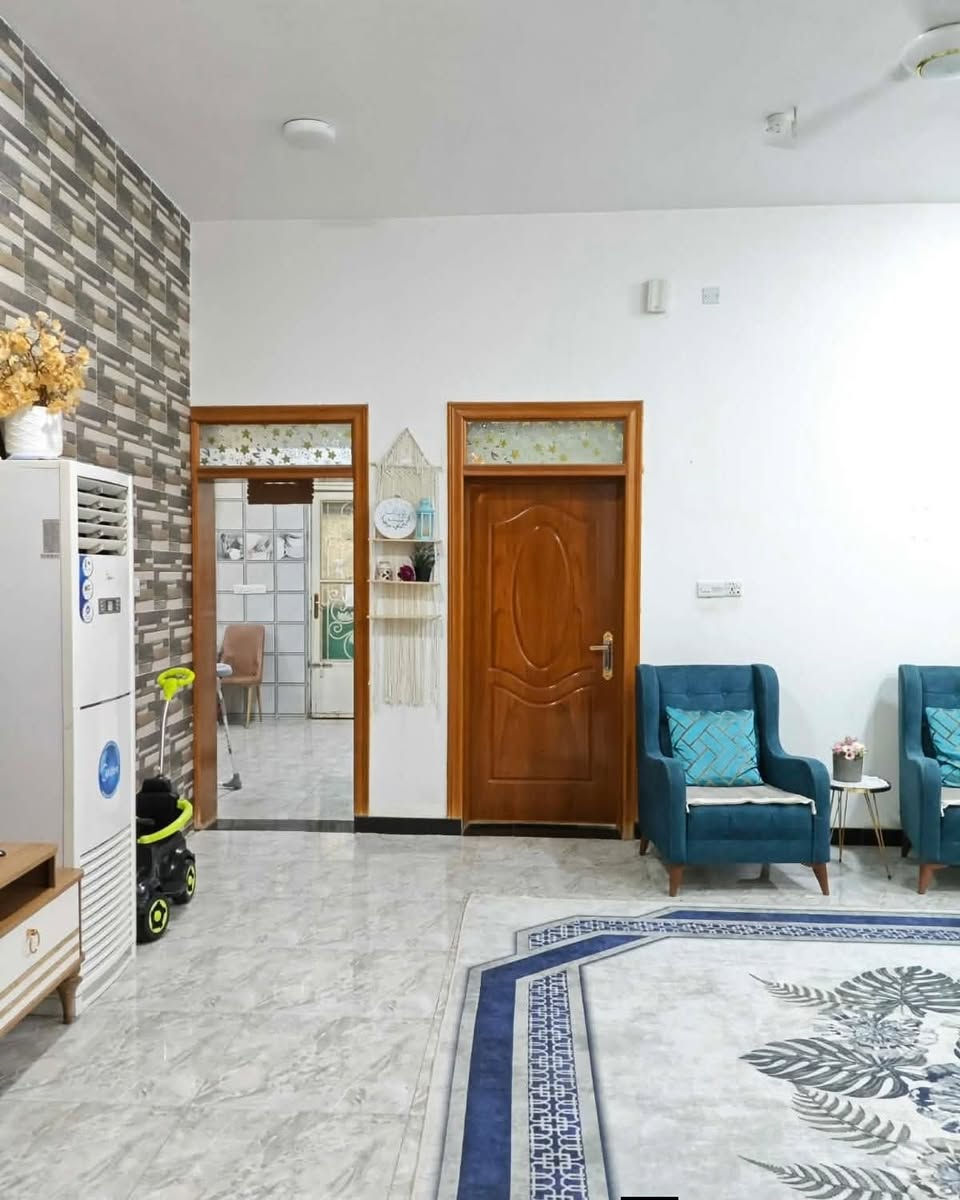 ♕ بسم الله الرحمن الرحيم اللهم صلِّ على محمد وآل محمد ♕

🏠  : منزل للبيع  طابق واحد

🌐  : الموقع جربوعيه الثالثه

🏥  : قرب المستشفى الأماني 

📐  : المساحة  200

🏗  : بناء حديث  مسلح كونكريت 
ــــــــــــــــــــــــــــــــــــــــــــــــــــــــــــــــــــــــــــــــــــــــــــــــــ  

            تـــــــفاصــــــــــــيل اكثــــــــــر

غرف نوم عدد2  + صاله + مطبخ + استقبال +  حمامات داخلية وخارجية
ــــــــــــــــــــــــــــــــــــــــــــــــــــــــــــــــــــــــــــــــــــــــــــــــــ

📲  : للاستفسار اكثر الاتصال على الرقم 

📞  :   ‏‪0788 251 8491‬‏   واتساب 

✨  لــن تـکون وحـيداً ابـداً مع  الــ مهيمن  للعـقار  ✨

#المعرفة_السعر_علق_بكلمة_المهيمن
