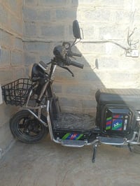 جبلي • ٧ بطاريات • نضيف