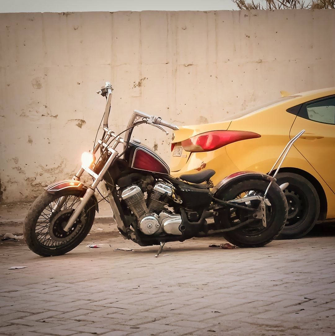 السلام عليكم
هوندا ستد بوبر 400cc
دراجه محرك وكير خير من الله وعليها ادامه جديده
بلكات NGK - فلتر دهن - دهن جديد - باتري جديد - تنضيف كابريتر 
الدراجه عليها تانكي تابوت موشم وستيرن ولقم طوال وصالنصات طوال صوت طرب يشك شك بيها شلعه ومعدل فول
الدراجه بيها نقوصات بسيطه 
مكاني بغداد البلديات 
السعر (1550) وبيها مجال قليل حك الجيه
(الدراجه بدون اوراق مكاتبه فقط )
  *********** متواجد واتساب
