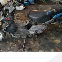 شاصي جيتي آر نضيف مع كاعية وحاضنه وسبعه وكشن  وبكلايت واشاير خلفي ويل ...