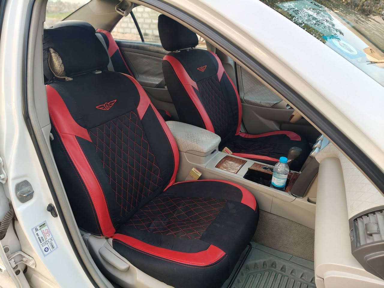 السلام عليكم من رخصت الادمن تيوتا كامري 2008 رقم بغداد باسمي خليجي محرك كير  مكفولات كهربائيات كلها شقاله تخم تاير جديد تحكم ستيرن فول مواصفات تحويل مباشر السعر 120 وبيها مجال بصيط المكان رمادي جزيرة الخالديه (((***********)))
