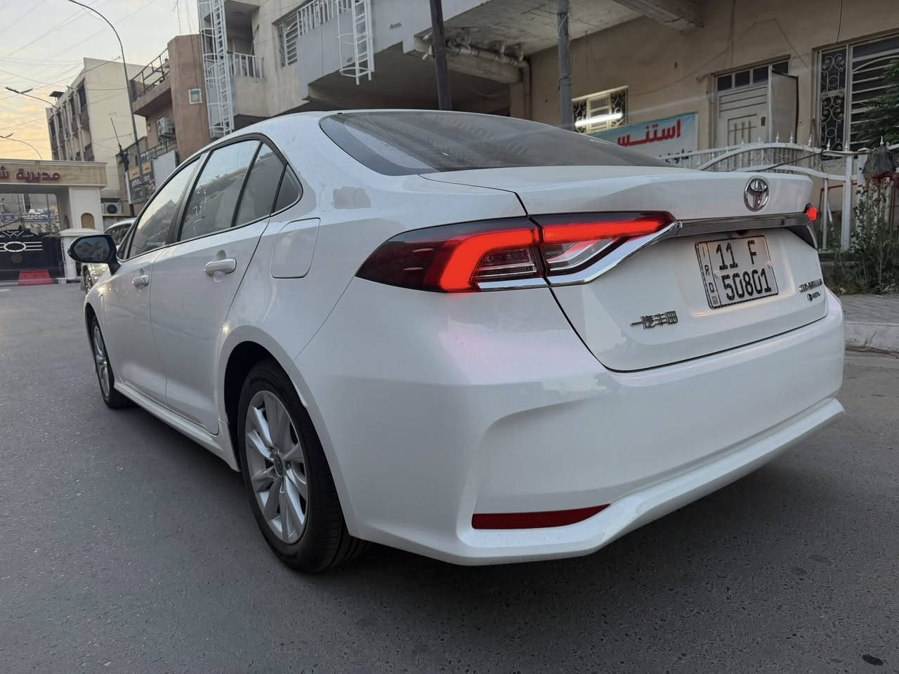 🚘 تويوتا كورولا هايبرد 2025 HEV🔋
🔥 سيارة الاعتمادية والاقتصاد بموديل 2025 🔥

⚙️ المحرك:

صفر زيرو السياره 

بغداد بسمي 

1.8 لتر بنزين + محرك كهربائي (هايبرد)

قوة إجمالية تقريباً 121 حصان

ناقل حركة أوتوماتيك E-CVT

دفع أمامي

✨ أبرز المواصفات:

✔️ شاشة وسطية كبيرة

✔️ عدادات ديجيتال

✔️ تشغيل بصمة + دخول ذكي

✔️ كاميرا خلفية

✔️ مثبت سرعة

✔️ رادار

✔️ إنارة LED أمامية وخلفية

✔️ ويل كب ألمنيوم رياضي

🛡️ أنظمة أمان:

وسائد هوائية محيطية

ABS + EBD

نظام مانع انزلاق

السعر خاص 

الاستفسار 

***********

***********

