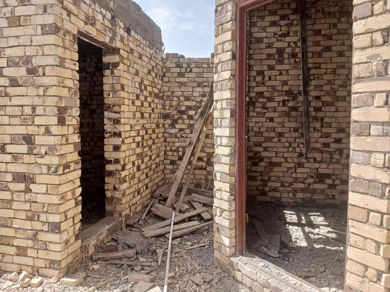 هيكل مساحة 150 متر غرفتين وصالة ومطبخ وبراني ومجمع صحيات خلف لمنتزه حي المهندسين ‏‪***********‬‏ مكتب الفراشه الذهبية حي المهندسين
