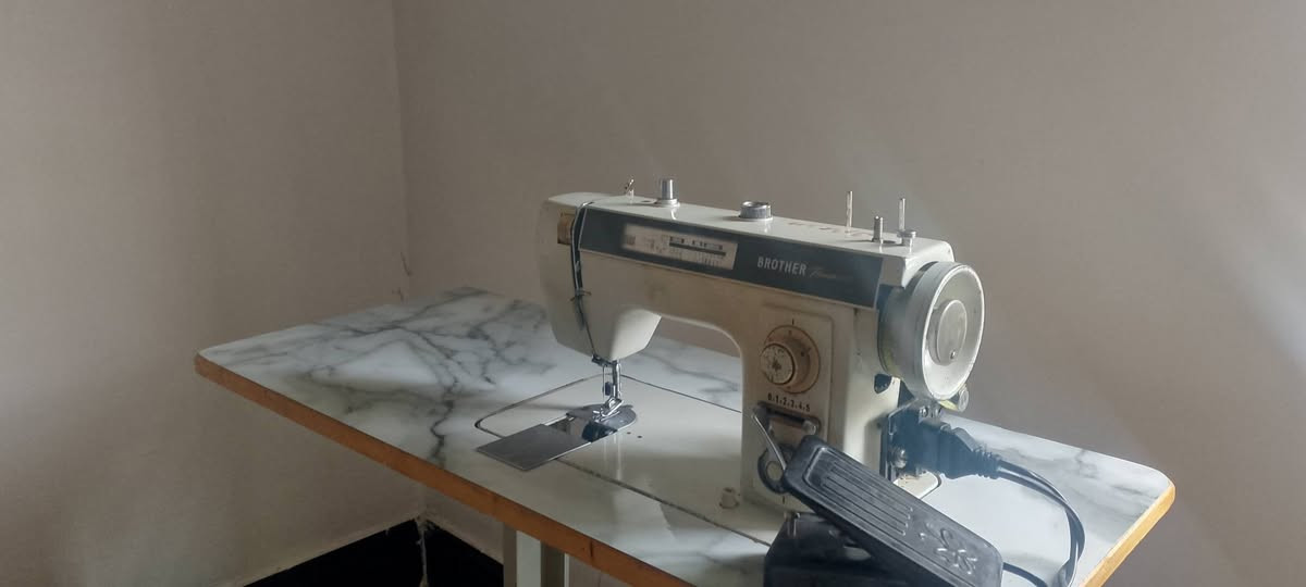 ا اعاده النشر لسلام عليكم مكينه خياطه للبيع نوعيه(برذير) العنوان الطيفيه 140 بيها مجال رقم الهاتف ***********
