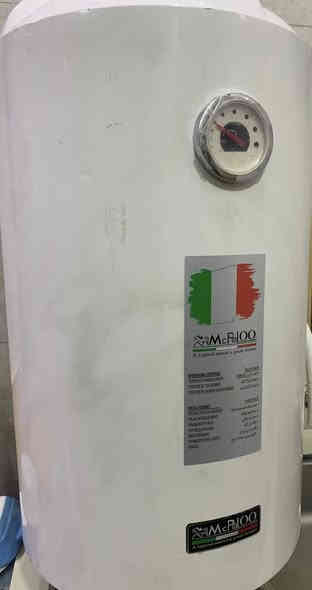 للبيع سخان ماء McPolo – شبه جديد استخدام شهر واحد فقط

🔹 السعة: كبيرة  80 لتر
🔹 نظيف جداً واستخدام قليل، بدون أي أعطال
🔹 فيه مقياس حرارة أمامي
🔹 تسخين سريع
🔹 جاهز للتركيب فوراً نظام التعليق

💰 السعر في السوق: 170,000 دينار
💸 سعري: فقط 100,000 دينار ‼️ غير قابل للتفاوض

📍الموقع: … (الوزيرية)
📞 للتواصل: مراسلة الخاص او الاتصال ***********
