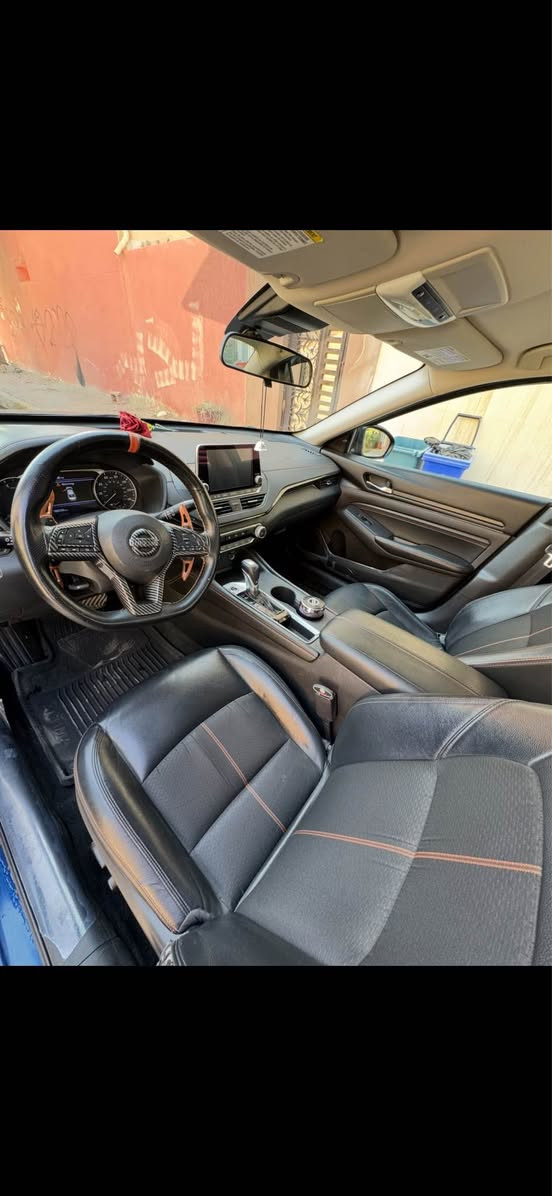 التيما 21 فئة sr فول عدا سلايد
سيارة قطعة وحدة صبغ بدون دواخل 
رقم اربيل 
*********** كركوك, العراق
