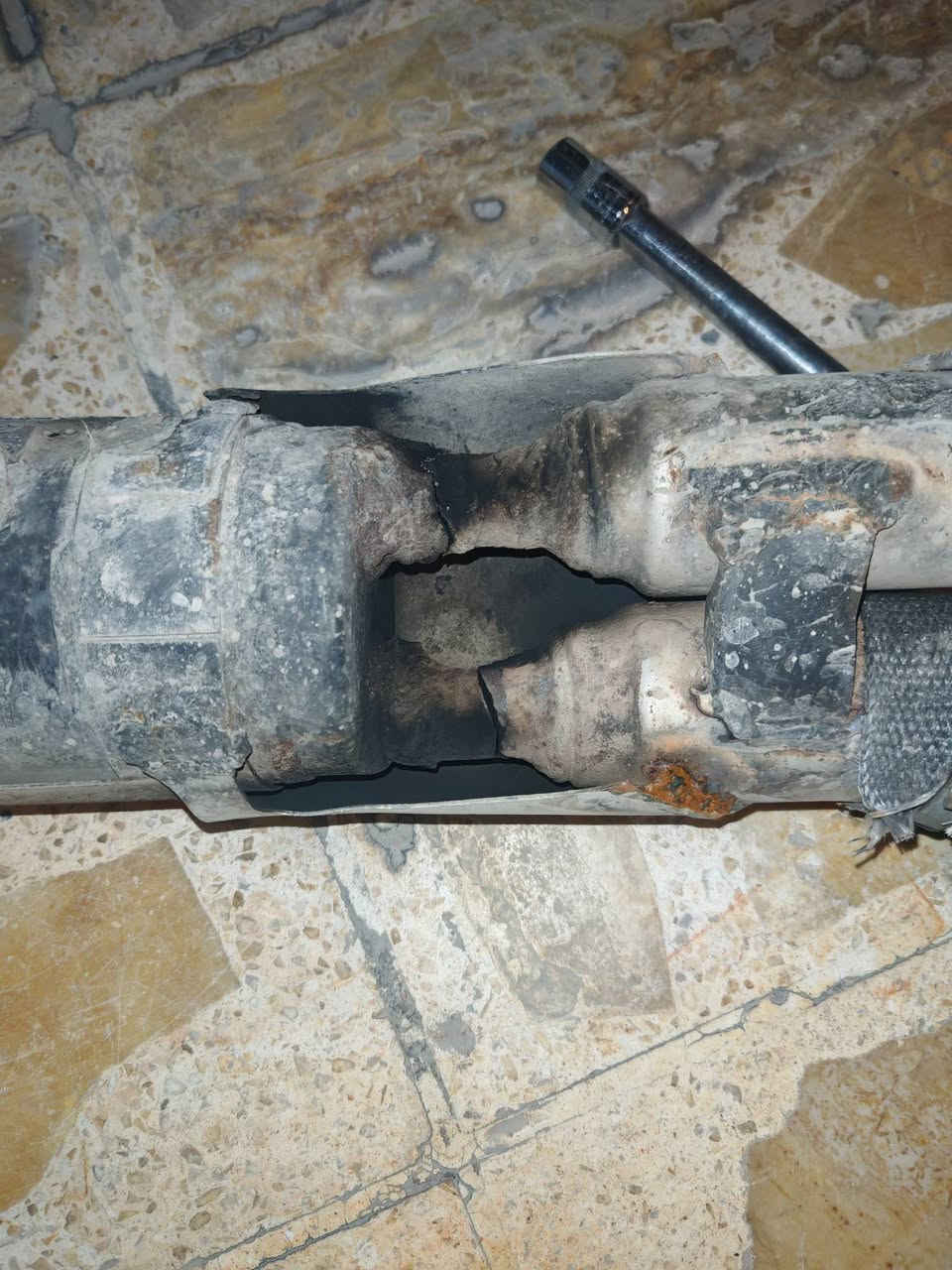 سلام عليكم
اكو مراوس برياضي
مكاني الغزالية
***********
