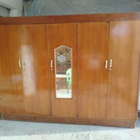 دولاب ٥ بيبان • بوفية نظيفة • شهربان الهارونية