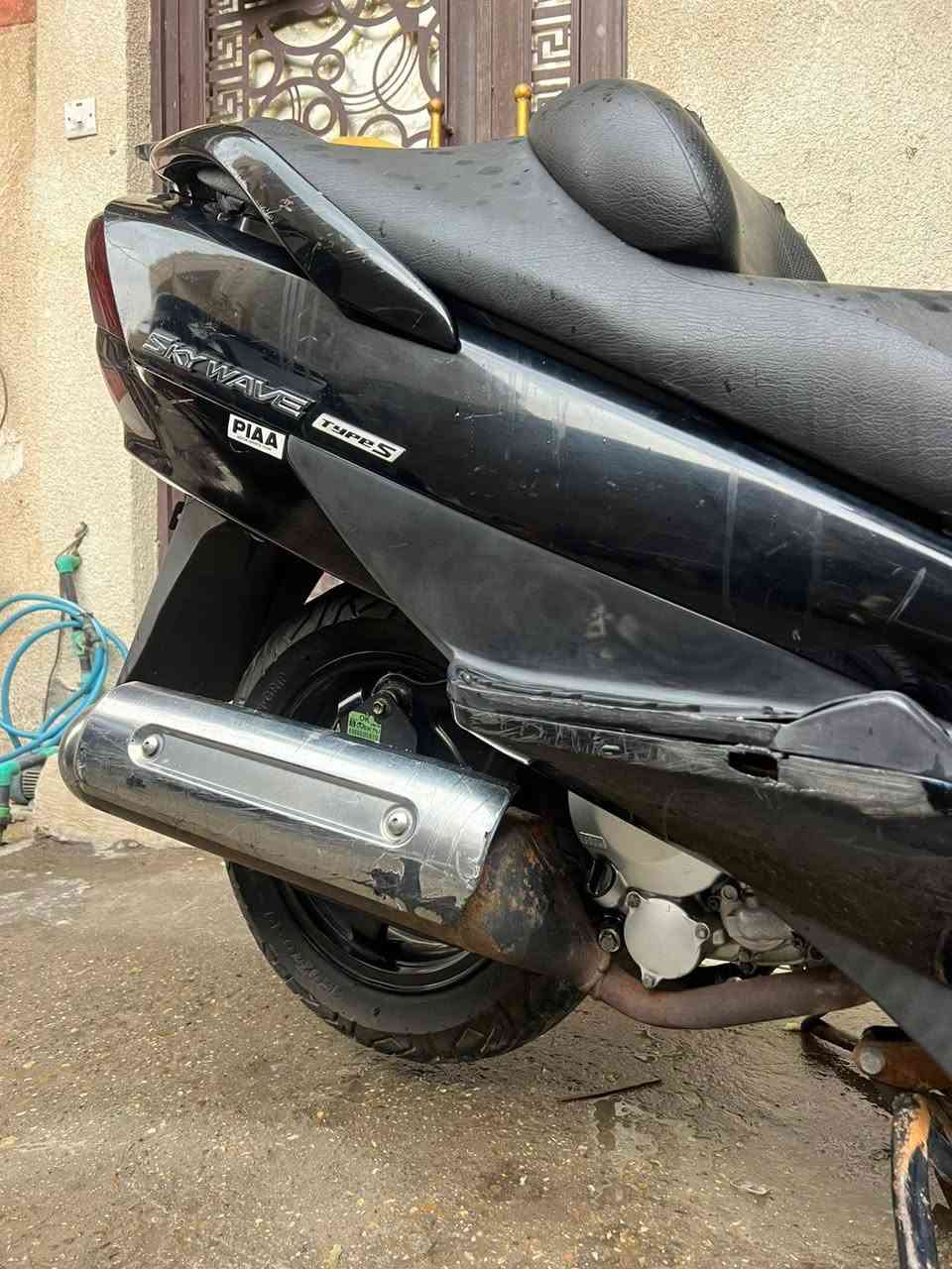 السلام عليكم. دراجه سكاي ويف
السعر 750 وبيه مجال 
دراجه مكفوله من كلشي. ما مفتوحه  
مكينه 250cc
موديل 2009
دراجه نضيفه حيل جديده
مرواس وبيع 
***********
