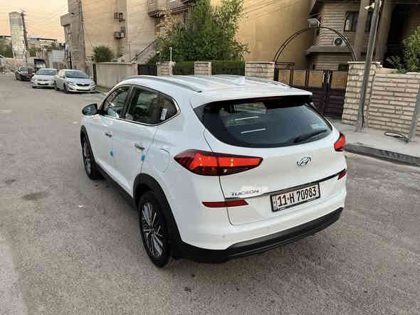 توسان 2020 خليجي شركة الكاصد كفاله عامه سياره جديده ماشيه 36000 بصمه كراسي كهرباء شاحن وايرلس مري شفط ترحيب حساس امامي خلفي شاشه اصليه جي بي اس محرك 2000 دوش 3 انضمه قياده سياره ما بيها اي نقص جديده مكاني بغداد حي الجهاد الضباط 
للاتصال ***********
