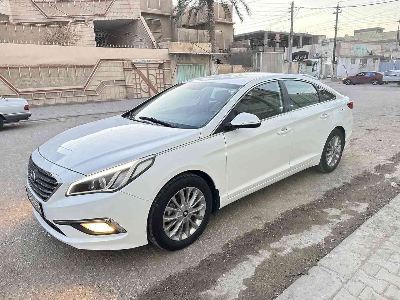 للبيع سوناتا 2017 خليجي كفالة عامه ماشيه 107 محرك 2400 رقم اربيل دولي مجهزة من جميع النواحي غير متواجد على الفيس رقم التليفون 
***********
