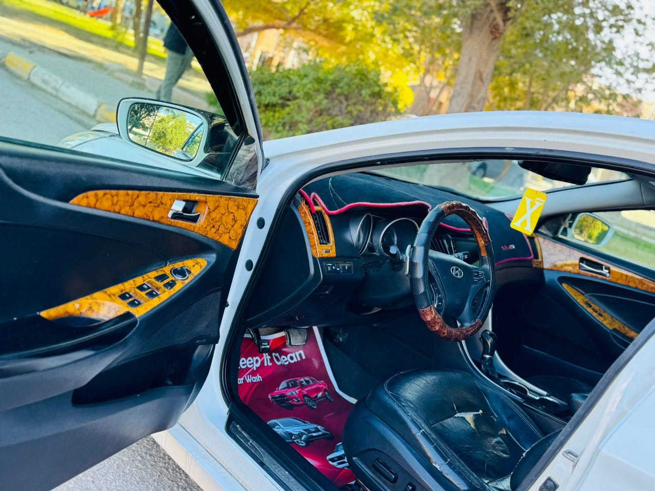 سوناتا مديل 2013 سعر 98 قابل للتفاوض الأستفسار اتصل *********** وراد أمريكي بدون حادث بدون تبديل ليبل واحد سياره بيها مكانات صبغ اثر تشليع مواصفات فول واحد على واحد بصمه تشغيل بصمه أبواب بنراما فتحتين تحكم ستيرن شاشه كبيره كامره خلفيه دواره كشنات جلد كهربائي كشنات تدفئه تبريد قطعتين اشاير مري مري شفط حساسات امامي وخلفي مكينه وكير مكفولات حداديه جديده تخم تاير تبريد تدفئه شغال مشروع وطني سنويه ل 28 مكان سياره كربلاء
