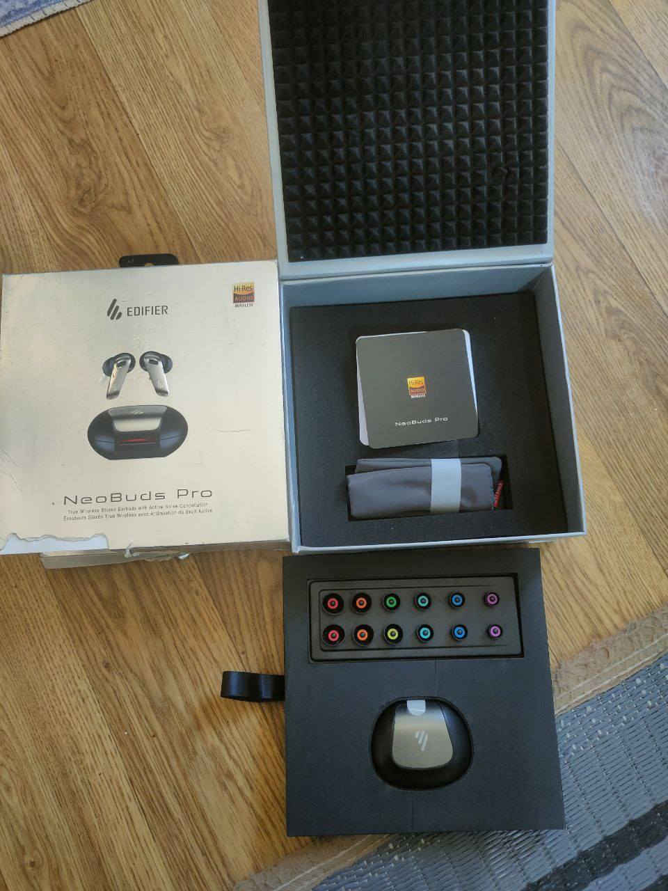 ايام الامزون  الاصلي محتفض بيه😔


**إذا كنت صاحب هذا الإعلان وتريد حذفه لأي سبب، رجاءا أرسل رسالة إلى الدعم الفني**