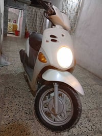 دراجة فله للبيع دراجة مكفولة مكينتهة تخبل وناعمة سعر 750 وبيهة مجال 07...