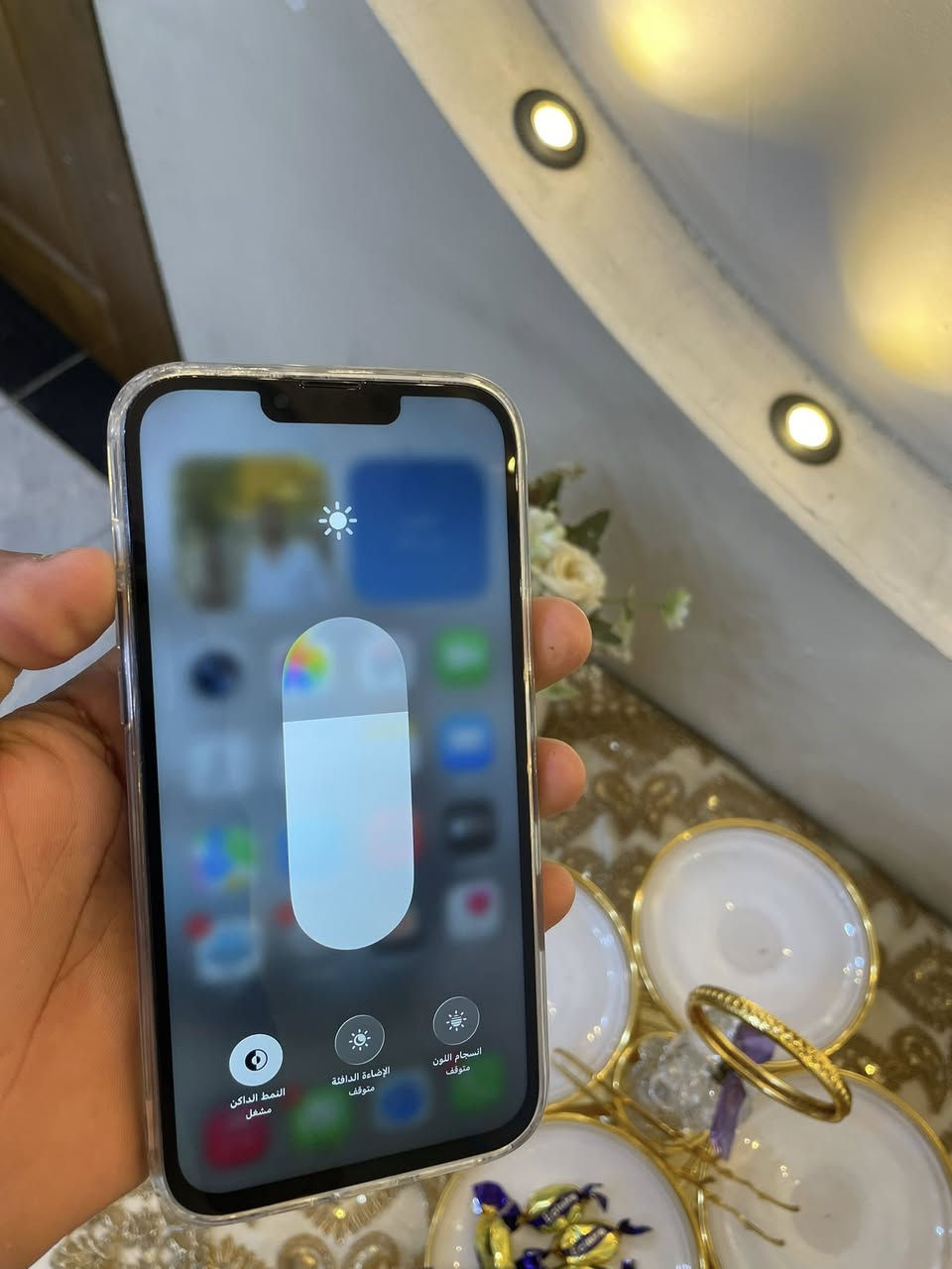 آيفون ١٣ برو ماكس جهاز لوك كلش نضيف مستبدل فقط شاشه نوعيه كلش حلوه بطاريه ٩٦ بلاديه شحن يوم كامل  ذاكرته ٢٥٦ فيس إيدي شغال كله شغال سعر ٤٧٠ وبي مجال بسيط ***********
