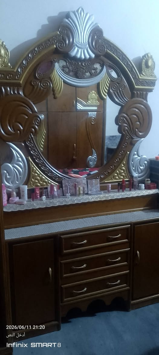 سلام عليكم غرفه حطاطه لبيع نضيفه
*********** بي واتساب
