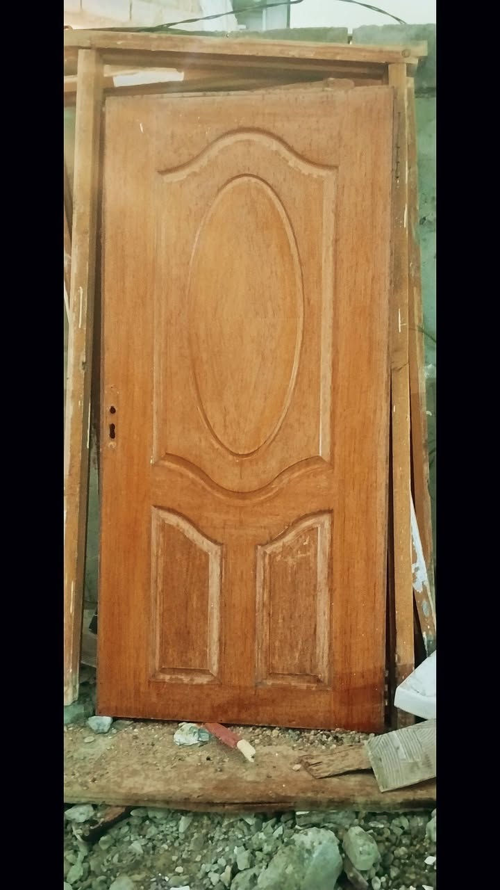 السلام عليكم
من رخصة الادمن  عندي 3بوب خشب للبيع نظيفات   المكان الطيفية حي14تموز
للاتصال ***********
