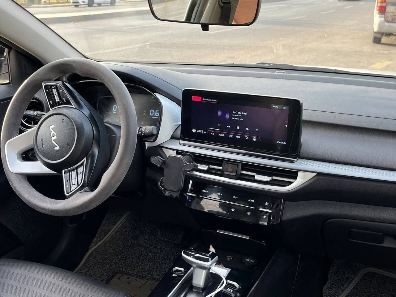 كيا K3 تجميع موديل 2024
السياره مكفوله من ضربة وصبغ وتبديل فقط بارد بخشم البنيد كد شبر وشخط بالباب الخلفي 

المواصفات فول الفول

بصمه ابواب وبصمه تشغيل 

محرك 1500 دبل نوزل 

رقم اربيل بسمي  التحويل           
مباشر 
شاشه ديجتال          

لد امام خلفي نهاري

لايت زنون عالي ناصي                                         

كشنات جلد

هند بريك بصمه 

تبريد لمس شاشه 

اوتو هولد           

فتحه سقف                                             

حساس لايت 

حساس خلفي بلادي 

حساس أمامي بلادي 

كاميرا خلفيه بلادي 

نضام تشغيل الكامره

شاشه  كبيره اصلي ابل كار بلي 

نضام ترحيب مري شفط

نضام مود درايف إيكو وسبورت و عادي

تحكم ستيرن فول 

ويل كب كروم 

لد امامي نهاري

مانع انزلاق

ايرباكات عدد 6

للاستفسار  *********** 
السعر 135بيها رجال قليل حك الجيه
